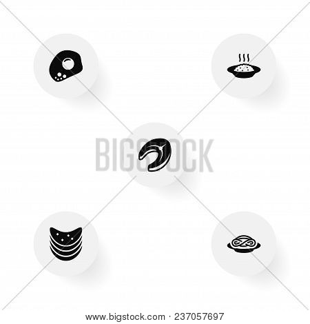 Set Of 5 Eat Icons Set. Collection Of Chips, Raw Fish, Omelette And Other Elements.