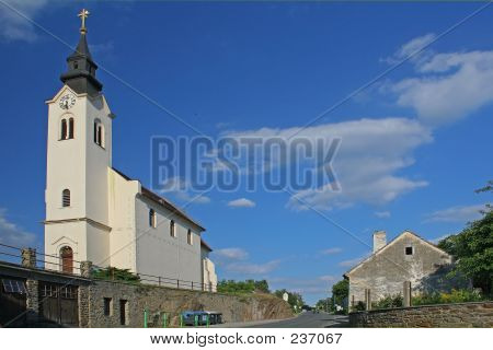 Kirche In einer österreichischen Kleinstadt-Frauenhofen