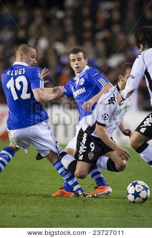 VALENCIA, Spanien - Februar 15-#9-Soldado, #12 Kluge in der UEFA Champions League zwischen Valencia 