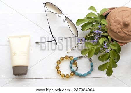 Sunscreen Cream Spf50 For Skin Face With Sunglasses Accessories For Lifestyle Woman In Summer