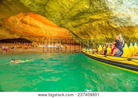 Benagil Cave Boat Tour