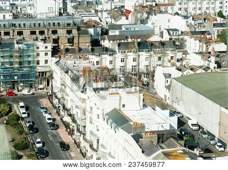 Brighton, United Kingdom - August 1, 2017: Tourists Admire The Amazing View Of English Channel And T