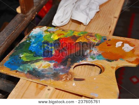 Painters Artist Artwork Oilpaint Colors Pelette Tool Detail In Atelier