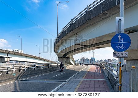 Street View On Taipei Bridge, A Bridge Link New Taipei City To Taipei City, Taiwan - Nov 13, 2019