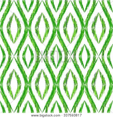 Ikat Ogee Seamless Vector Pattern Illustration. Ethnic Fabric Print Geometric Ikat Pattern. Smooth O