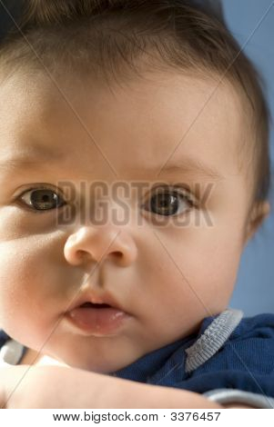 6 Monate Portrait - extrem flachen Dof, Konzentration auf das linke Auge