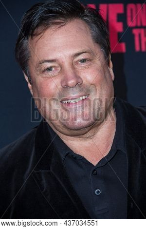 Jeff Rector arrives the 