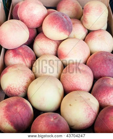 Fresh Healthy Peaches On  Farmer Market