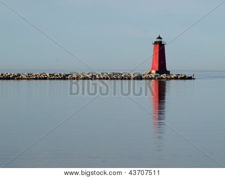 Faro Manistique est frangiflutti rosso del Nord lago Michigan