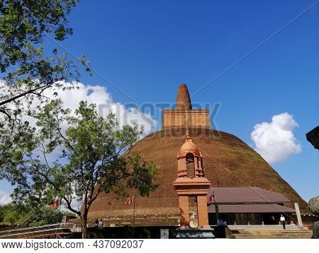 The Jetavanarama Stupa Is A Stupa Situated In Anuradhapura, Sri Lanka