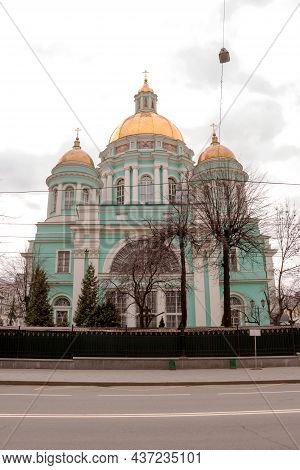 Russia, Moscow, 18 April 2019: Epiphany Cathedral In Yelokhovo On Spartakovskaya Street In Moscow