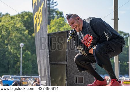 Twiztid Performing Live At Dte Energy Music Theater As Special Guest For Rob Zombie On 9-18-2021