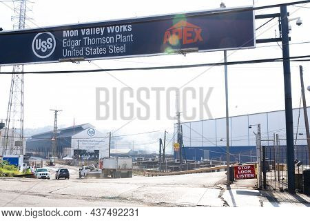 Braddock, Pa, Usa - 21 Oct 2020: Us Steel Edgar Thomson Plant, Mon Valley Works