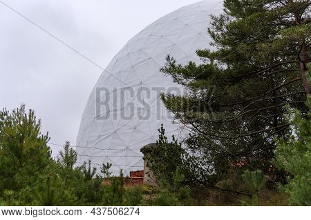 Dome Over Radio Relay Antennas, Glissade Antennas. Transparent Shelters For Protection Of Radar Stat