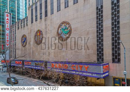 New York, Usa - March 6, 2020: Radio City Music Hall, At 1260 Avenue Of The Americas, Within Rockefe