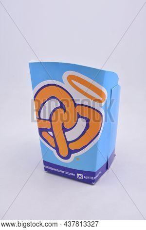 Manila, Ph - Oct 27 - Auntie Annes Pretzel On October 27, 2021 In Manila, Philippines