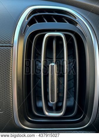 Grodno, Belarus - 10.29.2021: Interior Of A Hyundai Creta 2021 Or Hyundai Ix25 Car. Car Ventilation 