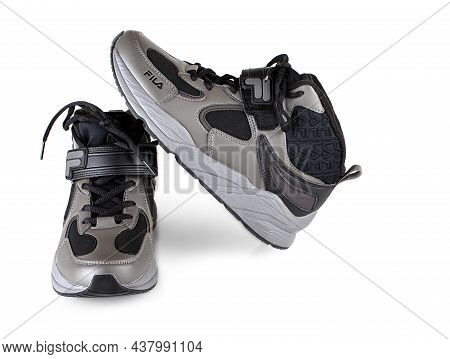 Pair Fila Winter Warm Sneaker, Fila Is One Of The Most Popular Models In The World