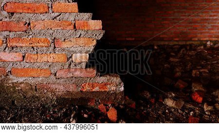 Unconventional Building Site The Masonry Was Neglected, Irresponsible, Not Progressing, Only Half Fi