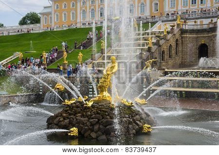 Samson Fountain Of The Grand Cascade