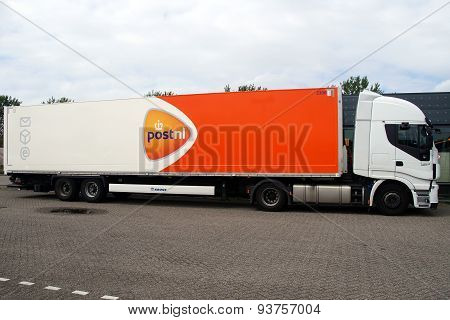 Post NL delivery truck - side view