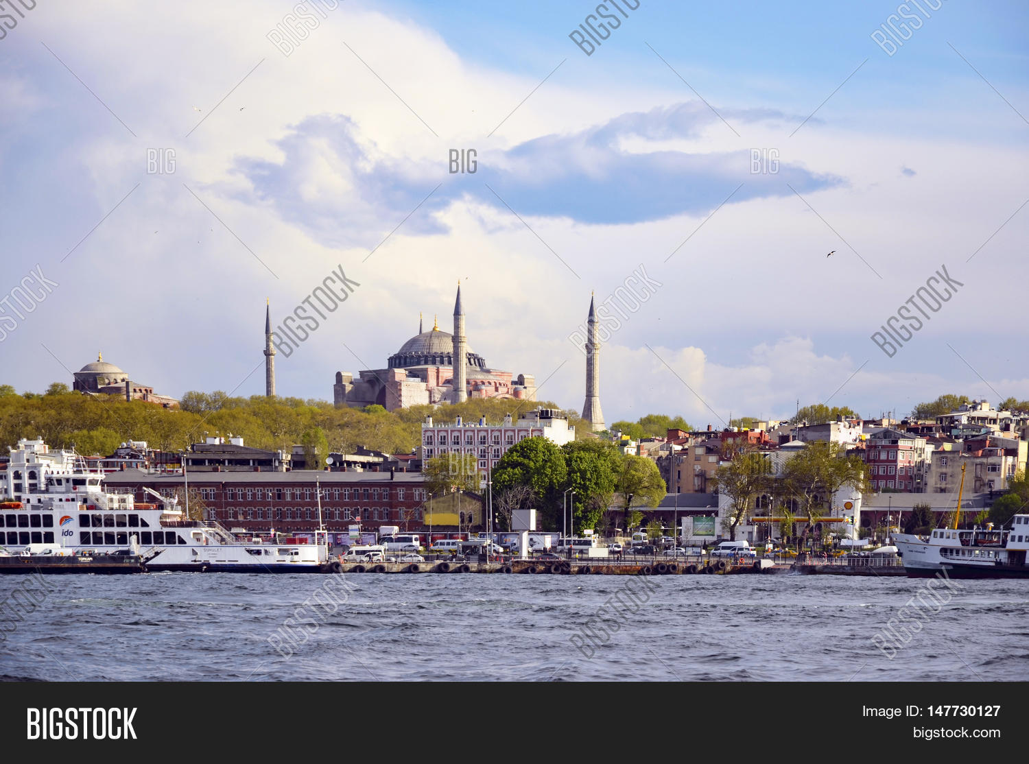 Istanbul Turkey 图片和照片(免费试用) | Bigstock