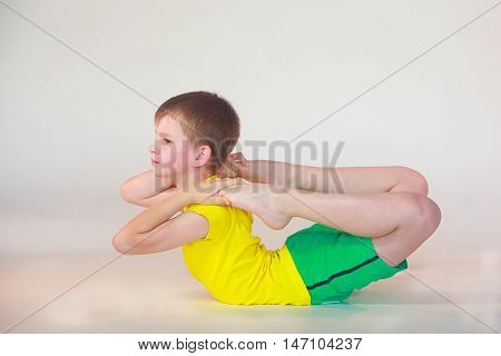 Dhanurasana Yoga