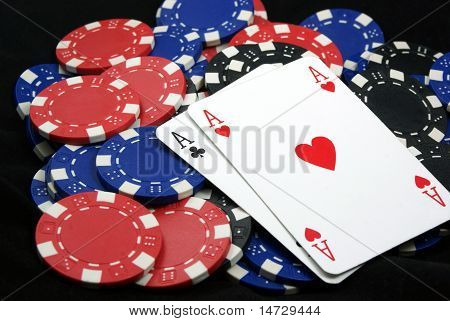 As Poker fişleri üzerinde çiftini