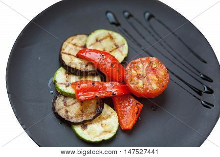 delicious warm grilled vegetables on a plate