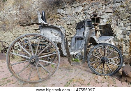 Carriage, which harnessed the horses in the old days. Russia