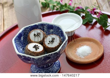kinukatsugi, steamed small taro, japanese food