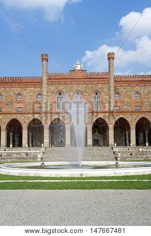 KAMIENIEC ZABKOWICKI - SEPTEMBER 10: View of the Marianne Wilhelmine Oranska Palace on 10 September 2016 in Kamieniec Zabkowicki, Poland. Palace was built in the second half of the nineteenth century.