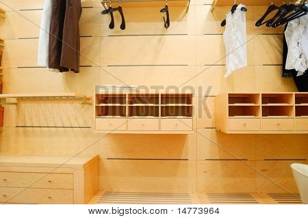 ภายในห้องตู้เสื้อผ้าตู้เสื้อผ้า