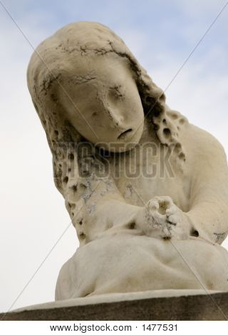 Angel en el cementerio Nueva Orleans