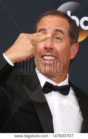 LOS ANGELES - SEP 18:  Jerry Seinfeld, Jessica Seinfeld at the 2016 Primetime Emmy Awards - Arrivals at the Microsoft Theater on September 18, 2016 in Los Angeles, CA
