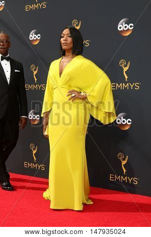 LOS ANGELES - SEP 18:  Angela Bassett at the 2016 Primetime Emmy Awards - Arrivals at the Microsoft Theater on September 18, 2016 in Los Angeles, CA