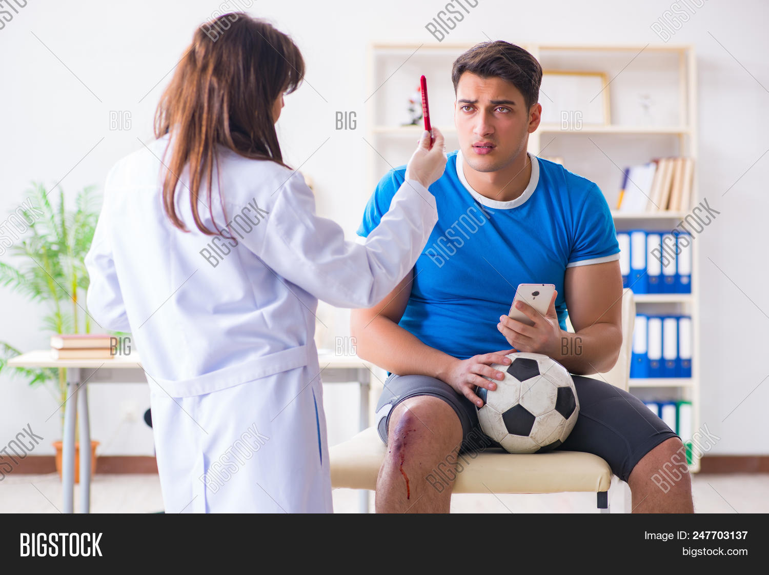 Football Soccer Player Image & Photo (Free Trial) Bigstock