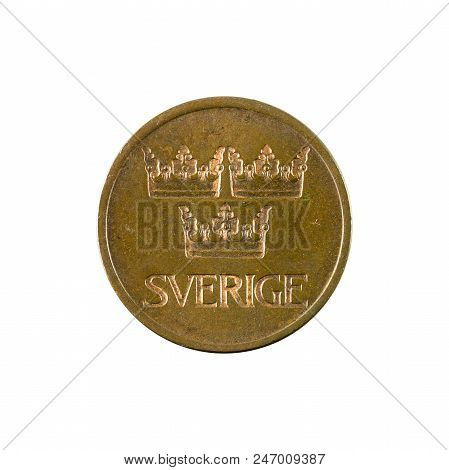 5 Swedish Oere Coin (1972) Reverse Isolated On White Background