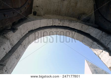 Rome, Roma, Piramide Cestia, Italy, Lazio, Europe