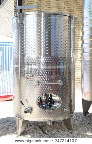 Stainless Steel Big Vinificator Tank Silo Storage