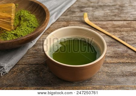 Chawan With Fresh Matcha Tea On Table