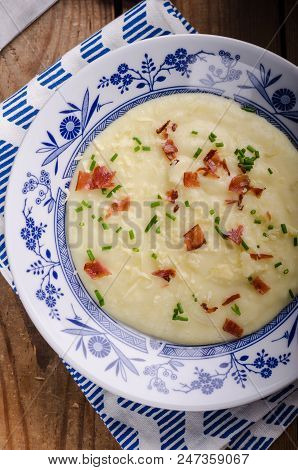 Mashed Potatoes, Fresh Herb And Crispy Bacon In