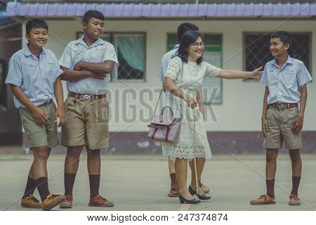 Kanchanaburi Thailand - June 25 : Unidentified Teacher And Stude
