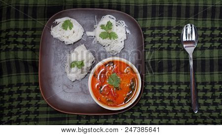 Kaeng Pled Ped Yang