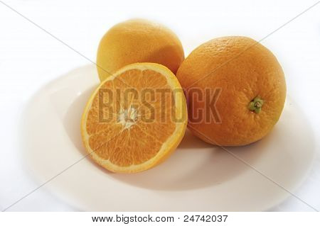 橙色