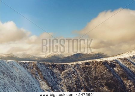 Clouds Over The Pick