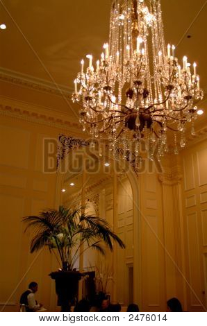 eleganten Speisesaal chandlier