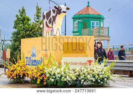Portland Grand Floral Parade 2018