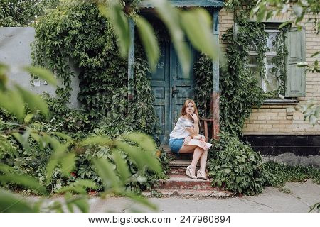 Sad Girl Sitting Waiting Steps Old House