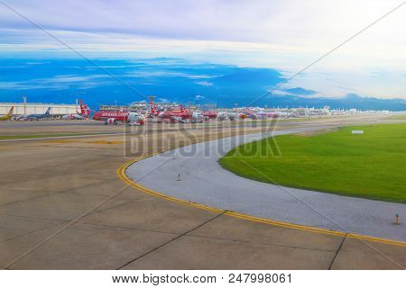 Don Meung, Thailand - June,2018 : Airplane Park In Don Meung, Bangkok. Airplanes Are Parked After La